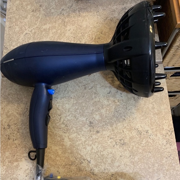 Conair Hair Infinitipro By Conair Hair Dryer With Diffuser 875w Ac